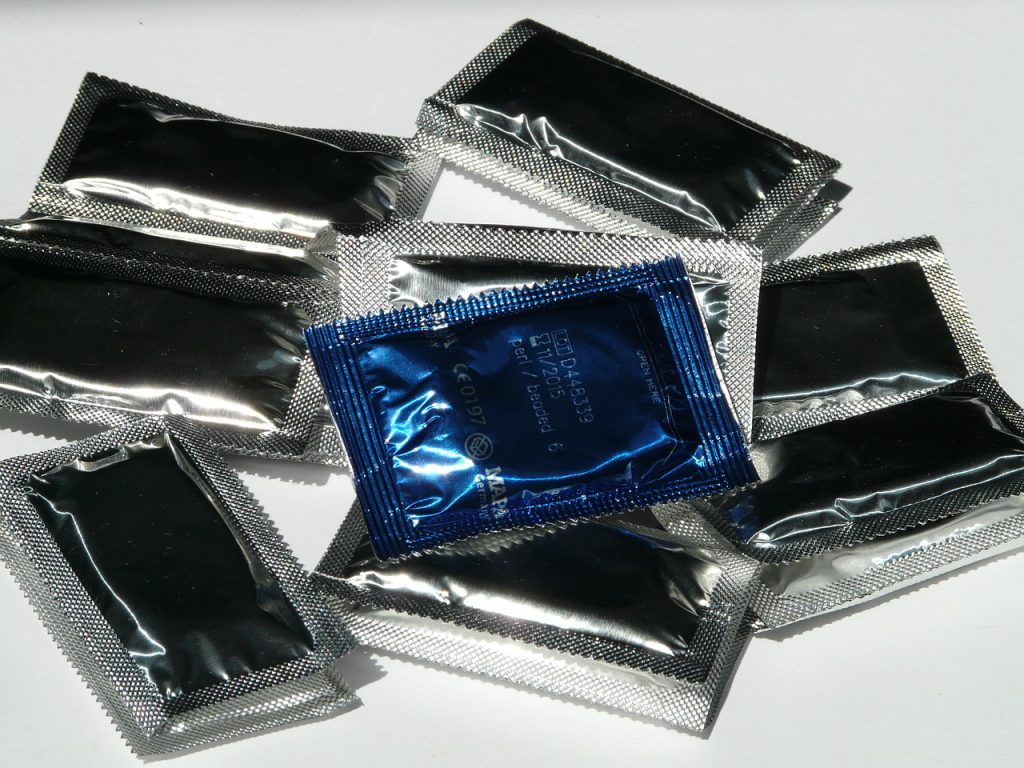 קונדומים